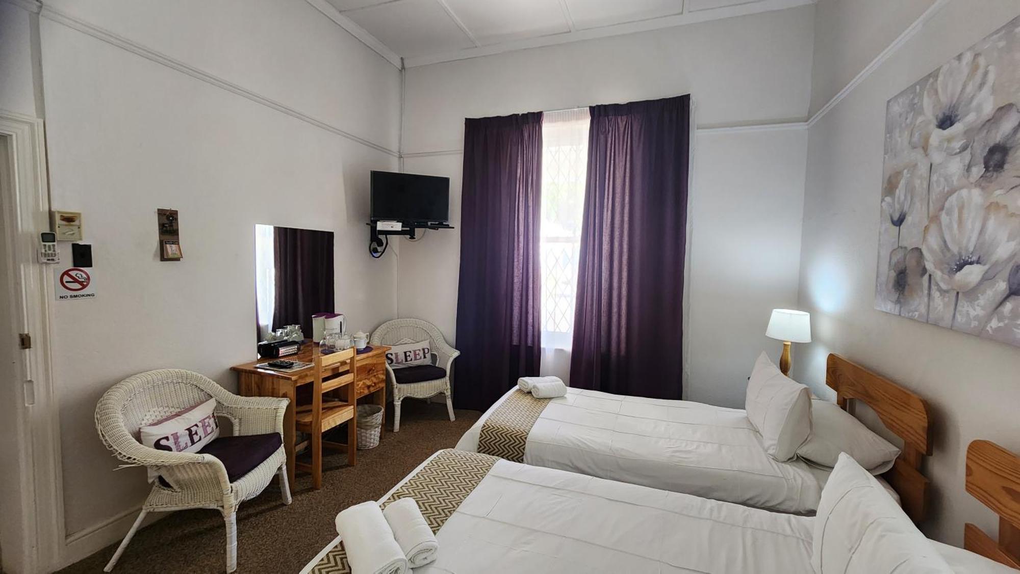 Country Village Graaff Reinet Ngoại thất bức ảnh